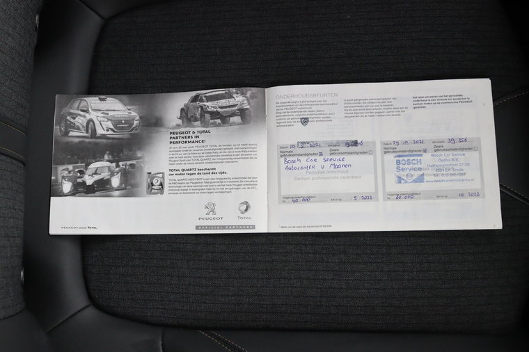 Vehicle Image 22