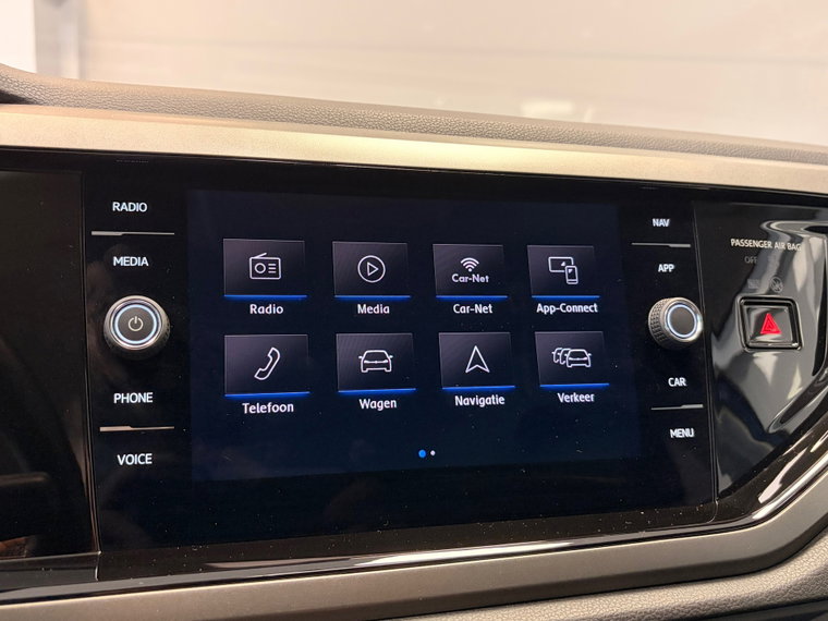 Vehicle Image 35