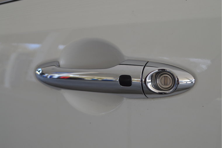 Vehicle Image 21