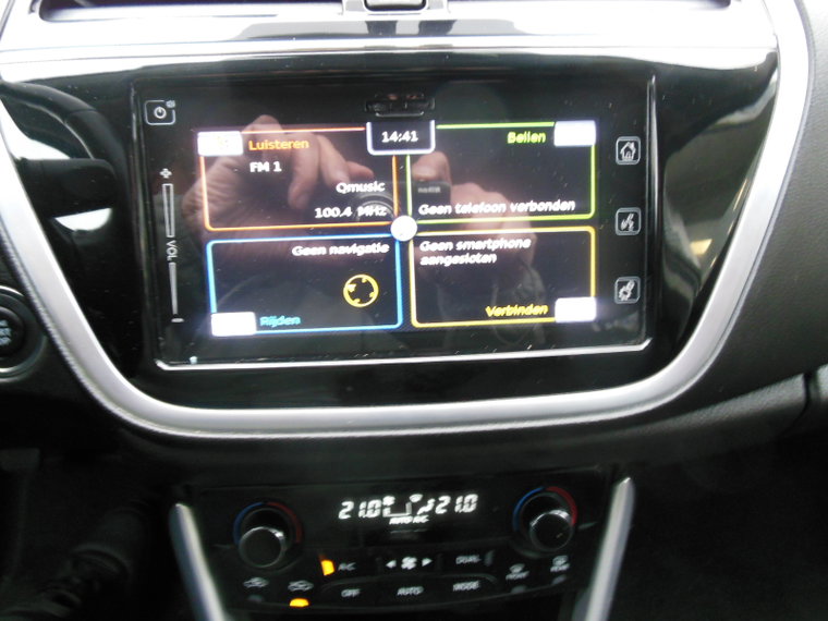 Vehicle Image 18