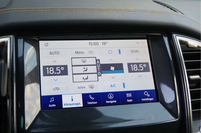 Vehicle Image 13