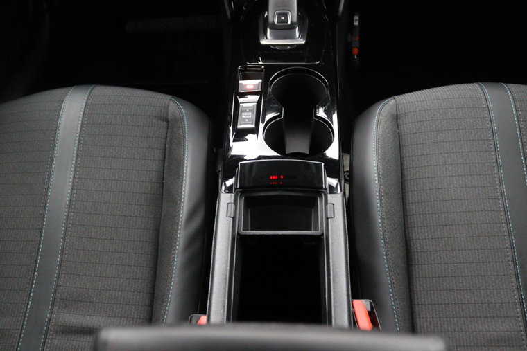 Vehicle Image 36
