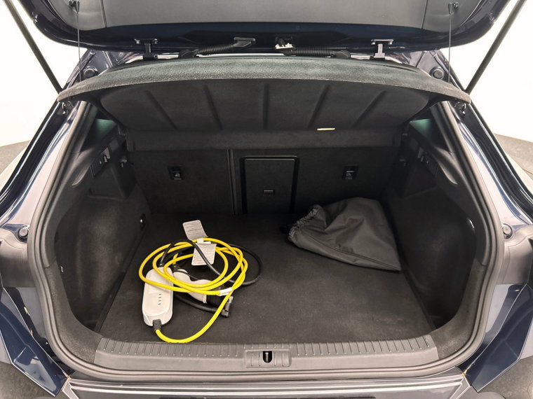 Vehicle Image 47