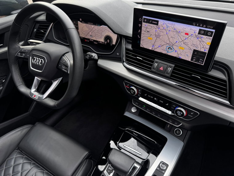 Vehicle Image 18
