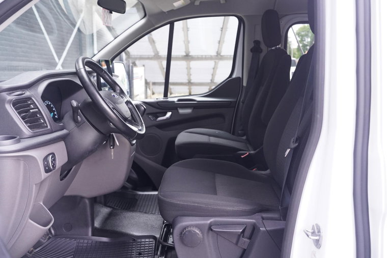 Vehicle Image 20