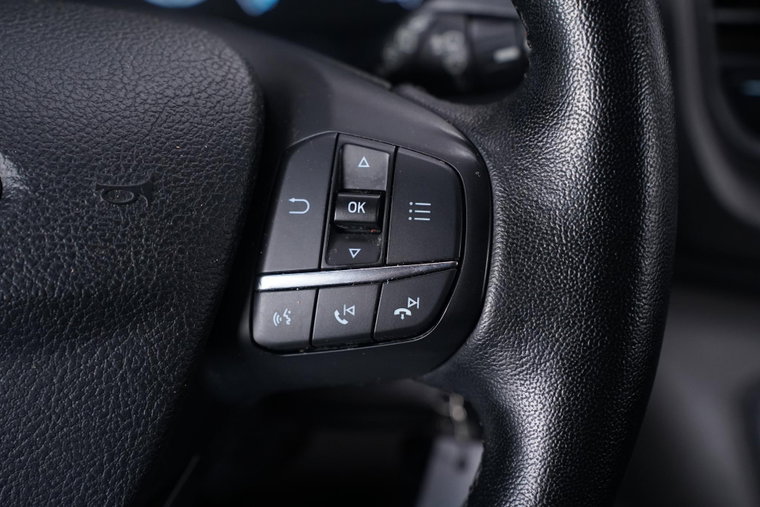 Vehicle Image 39