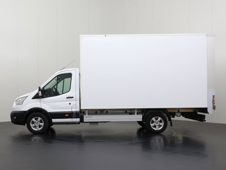 Vehicle Image 12