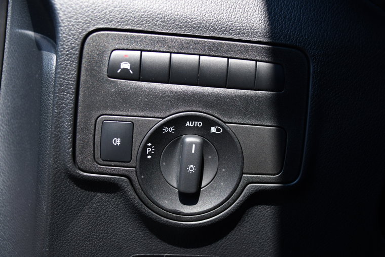 Vehicle Image 30