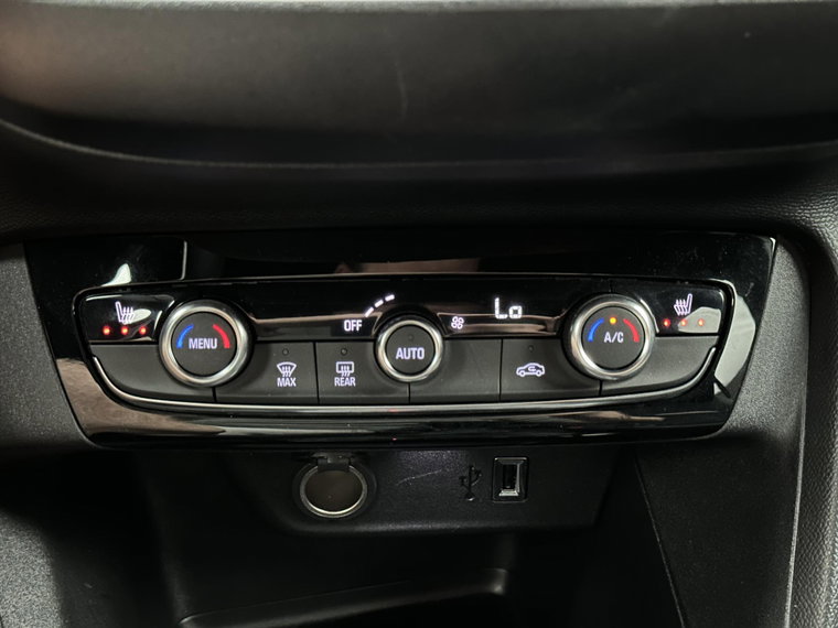 Vehicle Image 26