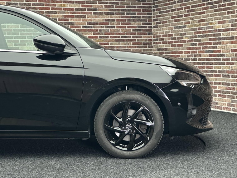 Vehicle Image 40