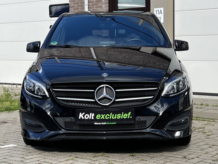 Vehicle Image 38