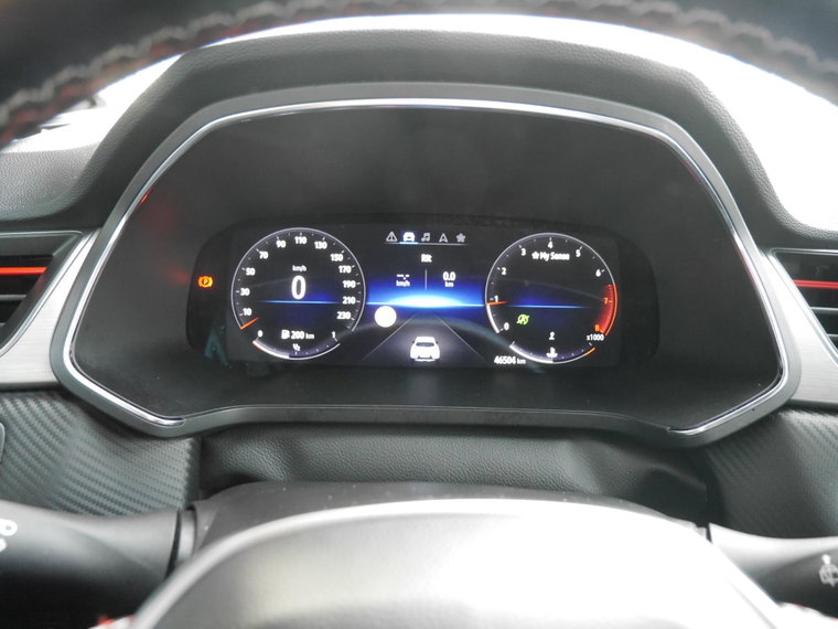Vehicle Image 16