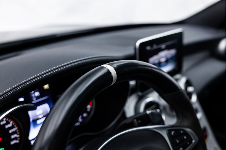 Vehicle Image 30