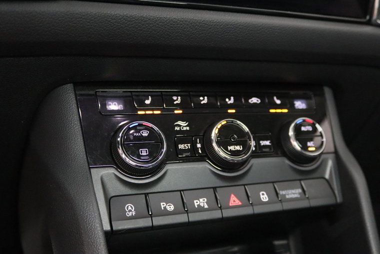 Vehicle Image 45