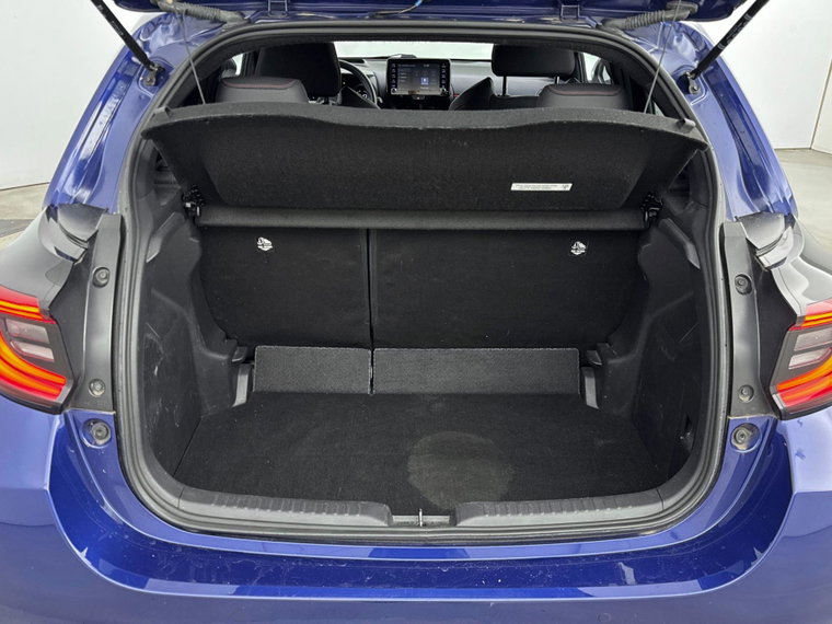 Vehicle Image 24