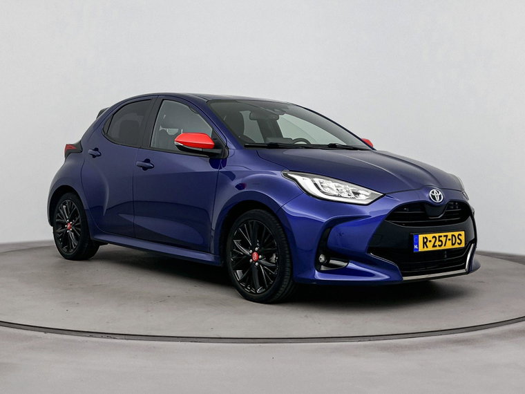 Vehicle Image 6