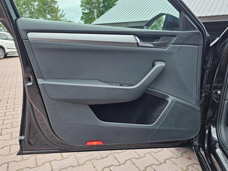 Vehicle Image 50