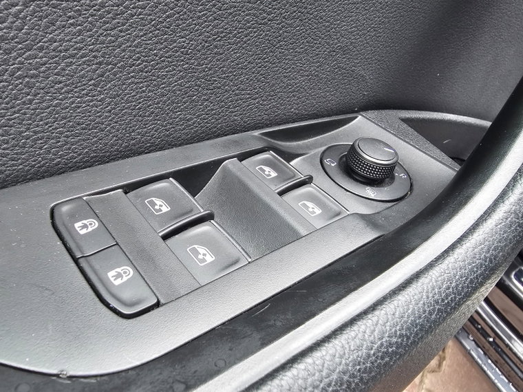 Vehicle Image 53