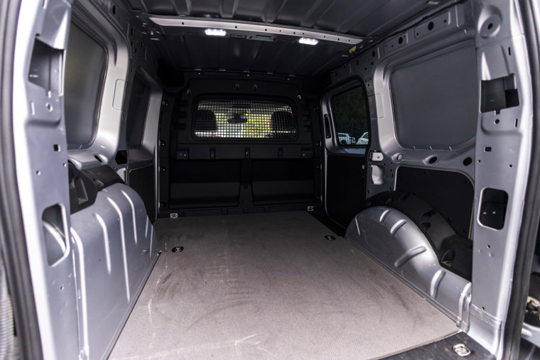 Vehicle Image 15