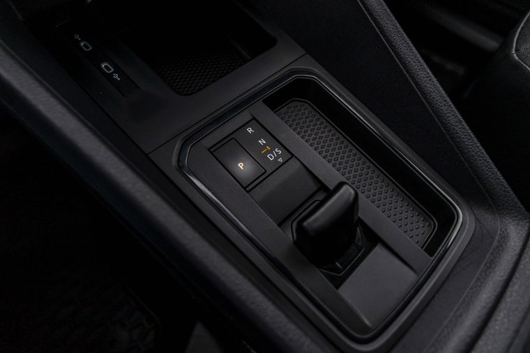 Vehicle Image 24