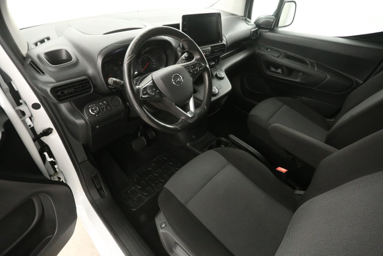 Vehicle Image 22