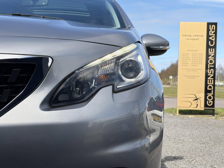 Vehicle Image 40
