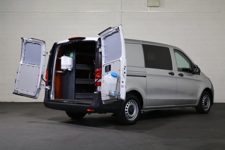 Vehicle Image 10
