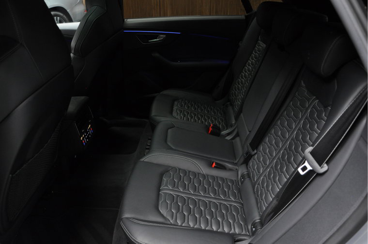 Vehicle Image 48