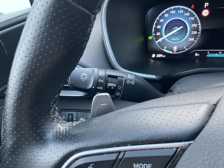 Vehicle Image 38