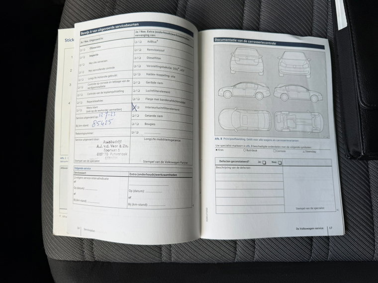 Vehicle Image 35