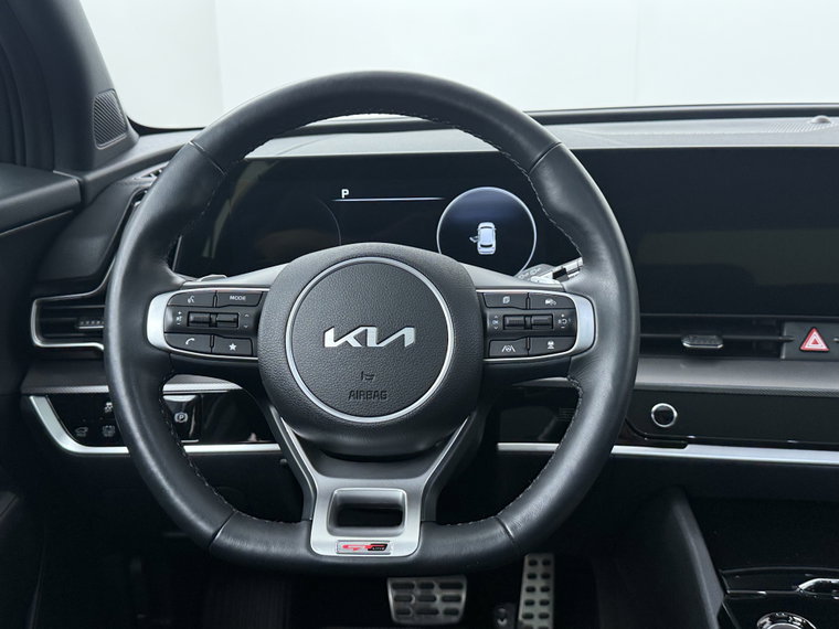 Vehicle Image 37