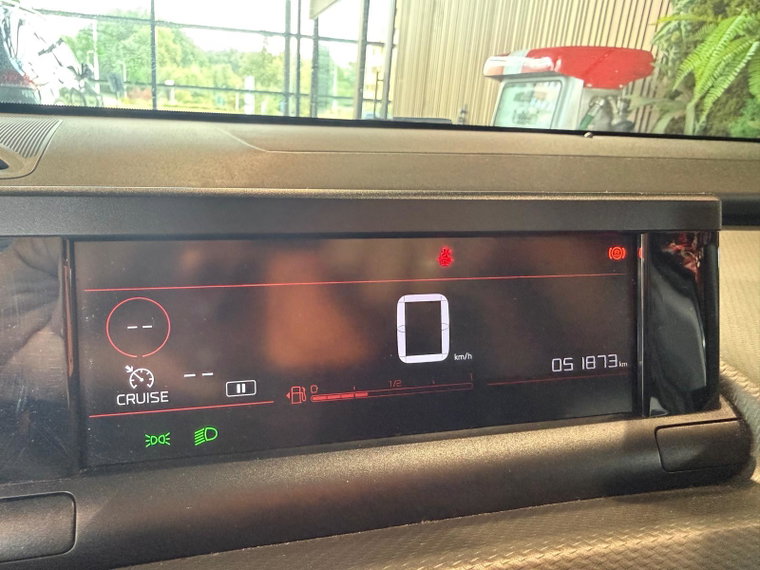 Vehicle Image 17