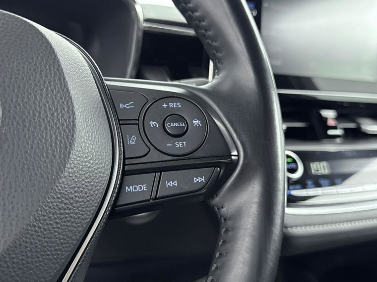 Vehicle Image 14