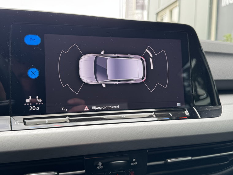 Vehicle Image 30