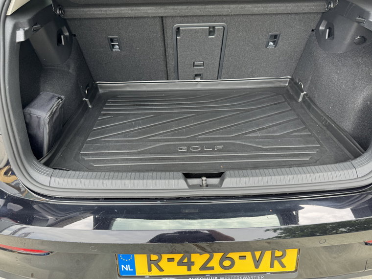 Vehicle Image 45
