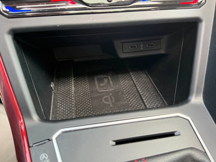 Vehicle Image 35