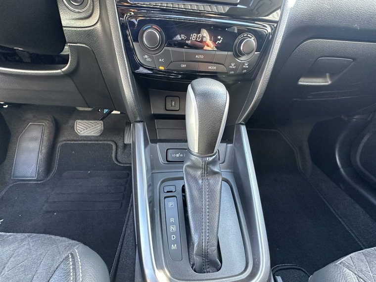 Vehicle Image 29