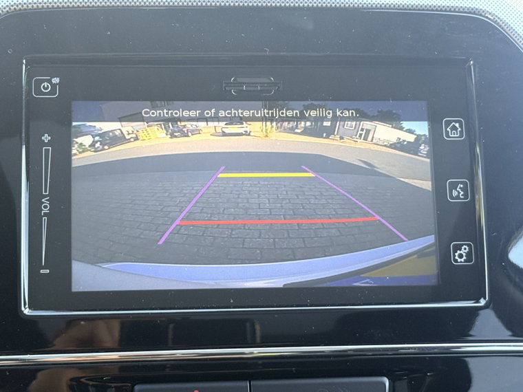 Vehicle Image 52