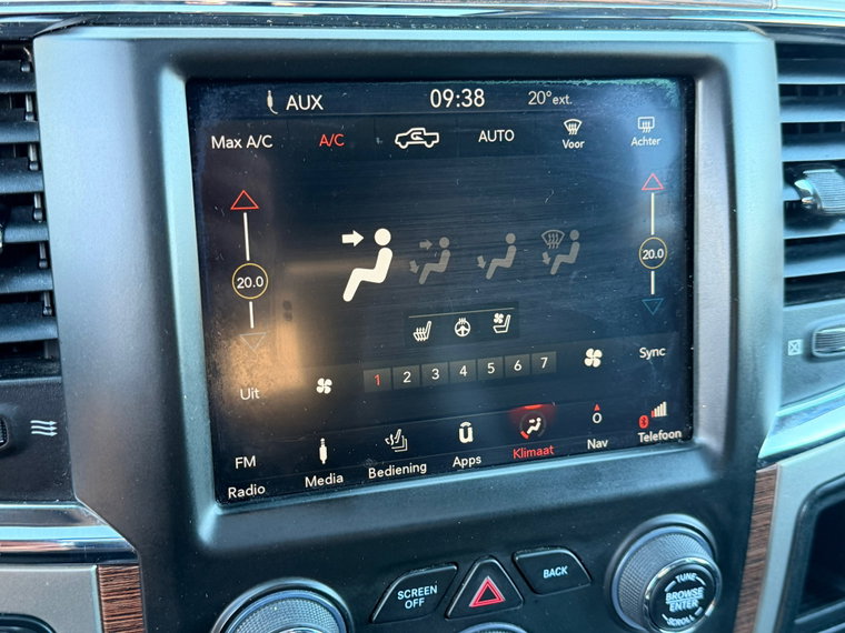 Vehicle Image 22