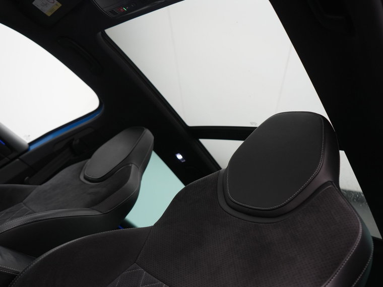 Vehicle Image 33