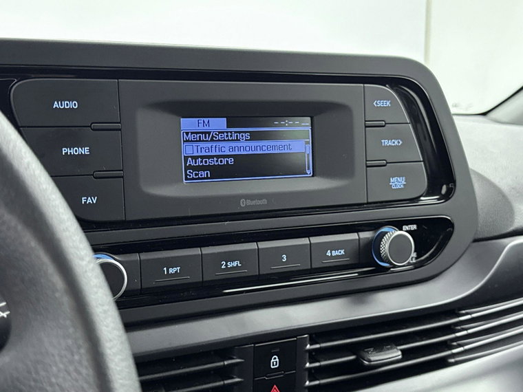 Vehicle Image 20