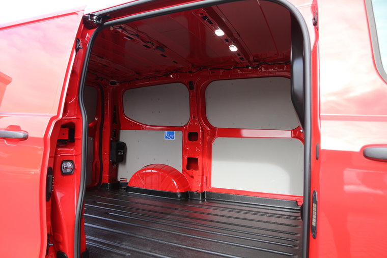 Vehicle Image 14
