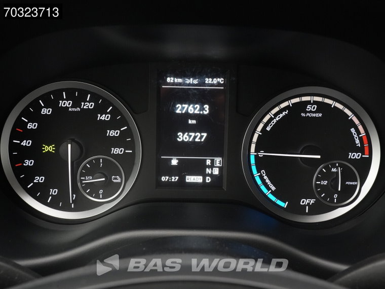 Vehicle Image 30