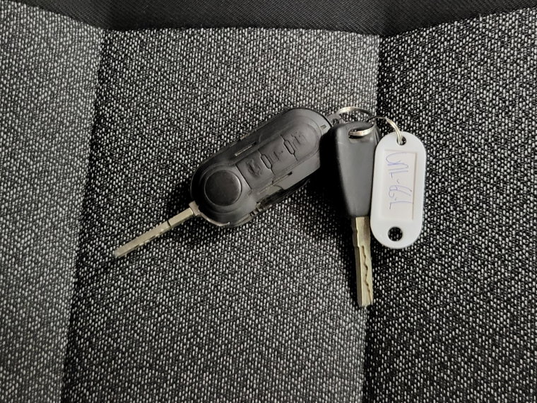 Vehicle Image 18