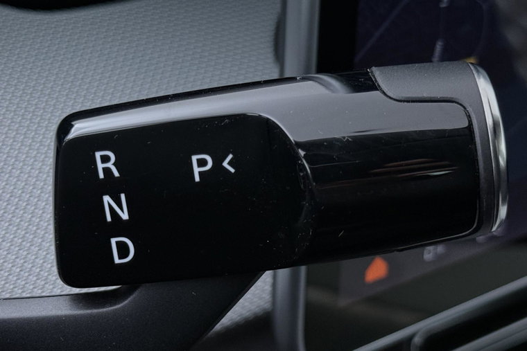 Vehicle Image 43