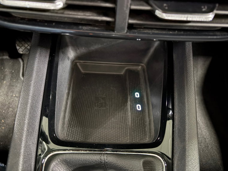 Vehicle Image 27