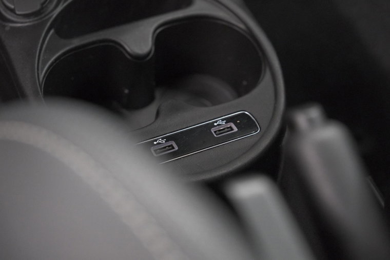 Vehicle Image 36