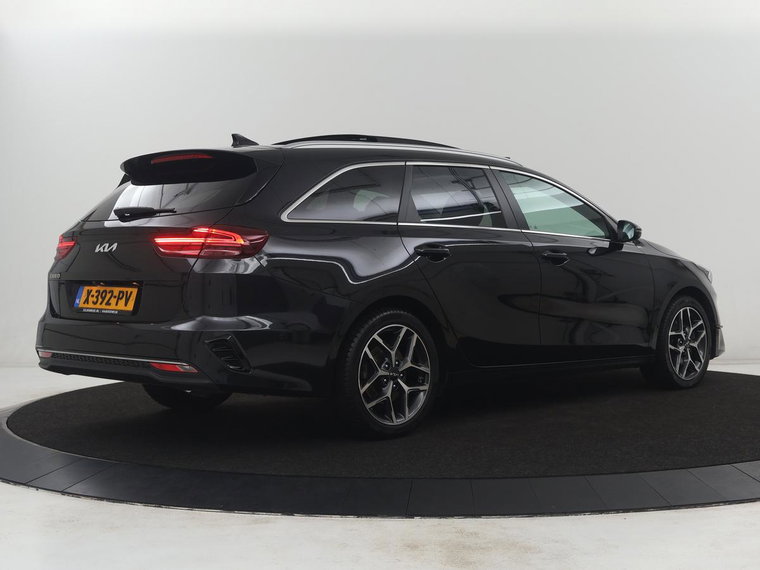 Vehicle Image 40