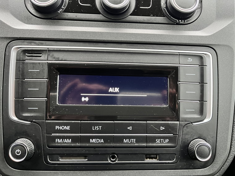 Vehicle Image 32