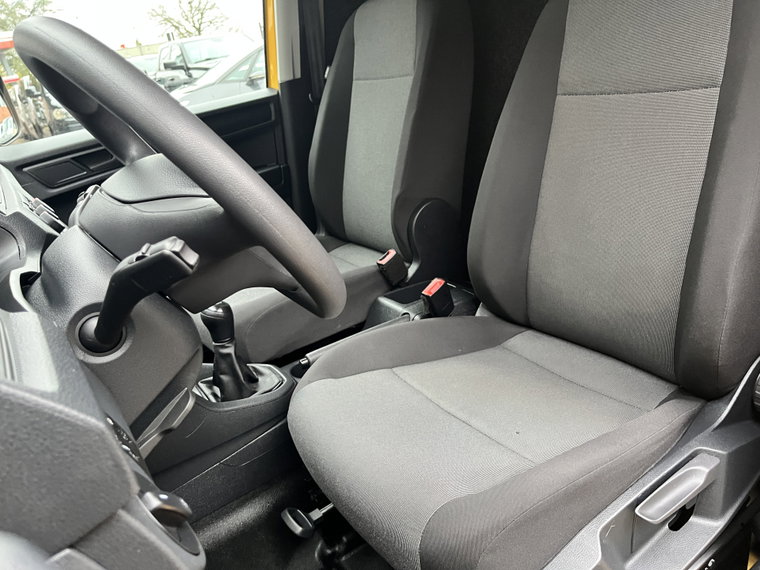 Vehicle Image 37